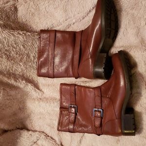 Boutique 9 leather ankle boot